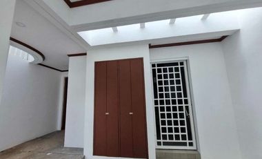 Golf Villas Townhouse for LEASE inside Manila Southwoods in Carmona, Cavite