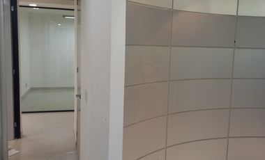 LOCAL EN RENTA TOTALMENTE EQUIPADO  PROPIO PARA DESPACHO DE ABOGADOS ,