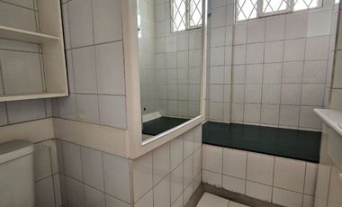 Casa Comercial en Renta en La Floresta