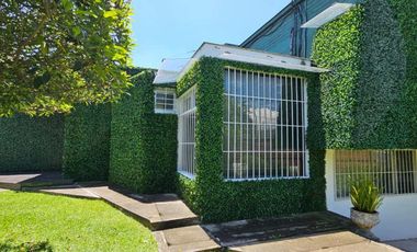 Casa Comercial en Renta en La Floresta