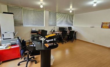 Casa Comercial en Renta en La Floresta