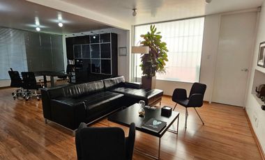 Casa Comercial en Renta en La Floresta