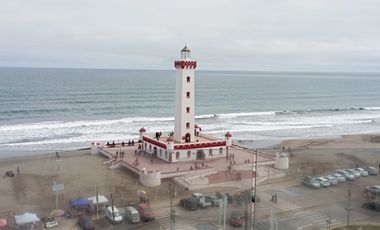 Vendo hermoso departamento 2D2B Avenida del Mar