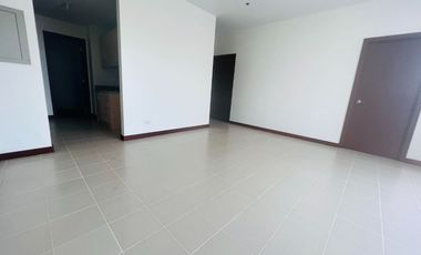 three bedroom Ready for occupancy condo in makatipasong tamo chino roces