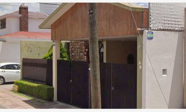 CASA BONITA EN BOSQUES DEL PADRO AGUASCALIENTES