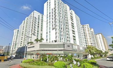 PRE-OWNED 61 SQM. 2-BEDROOM CONDO UNIT + PODIUM PARKING SLOT AT THE BAY CITY - METROBANK AVENUE, PASAY CITY NEAR SM MALL OF ASIA - SMX CONVENTION CENTER - NAIA / MANILA INT'L AIRPORT - OKADA MANILA - BLUE BAY WALK MACAPAGAL BOULEVARD - EMBASSY OF JAPAN IN THE PHILIPPINES