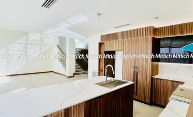 Casa en venta con racamara en planta baja Canteras $8,000,000