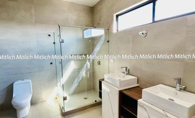Casa en venta con racamara en planta baja Canteras $8,000,000