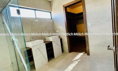 Casa en venta con racamara en planta baja Canteras $8,000,000