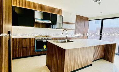 Casa en venta con racamara en planta baja Canteras $8,000,000