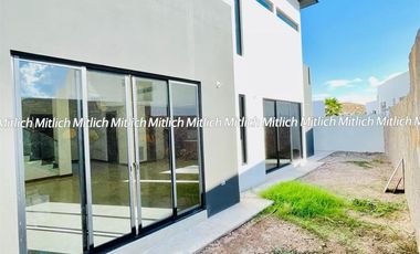 Casa en venta con racamara en planta baja Canteras $8,000,000