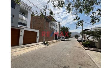 Vendo Terreno Cercado en Zona Tranquila en La Molina