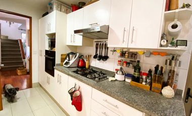 Impecable En Condominio Sector Las Pircas