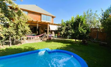 Impecable En Condominio Sector Las Pircas