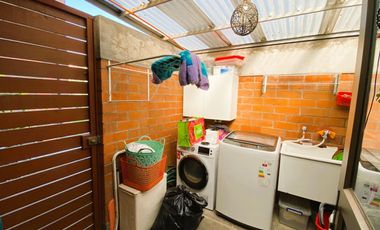 Impecable En Condominio Sector Las Pircas