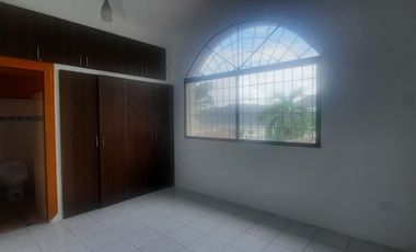 Via la costa, Alquilo linda casa de 4 dormitorios con piscina