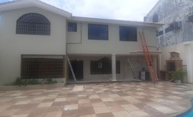 Via la costa, Alquilo linda casa de 4 dormitorios con piscina