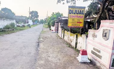 Dijual Murah 2 Unit Rumah di Pare Kediri Dekat Pasar Bendo