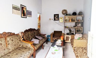 Dijual Murah 2 Unit Rumah di Pare Kediri Dekat Pasar Bendo
