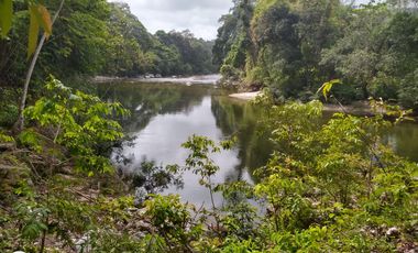 FINCA DE 45 HTS EN ALTOS DE BURITACA BAÑADA POR DOS RIOS.