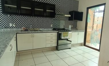 CASA EN RENTA FRACCIONAMIENTO VILLAS LA TAMPIQUERA, EN BOCA DEL RIO.