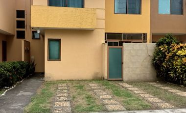 CASA EN RENTA FRACCIONAMIENTO VILLAS LA TAMPIQUERA, EN BOCA DEL RIO.