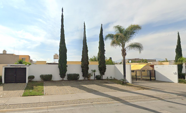 SF-  CASA EN VENTA EN REAL DEL SOL