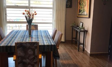 CASA EN SANTIAGO CUAUTLALPAN