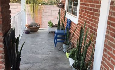 CASA EN SANTIAGO CUAUTLALPAN