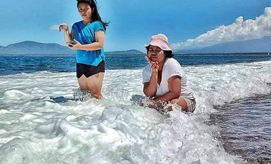 Beach house or large private residence for sale on the famous Dahican Beachline, Cadanlaan, Mati City, Davao Oriental, 9 bedrooms, scope for more