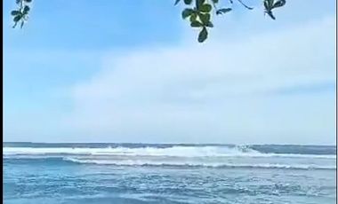 Beach house or large private residence for sale on the famous Dahican Beachline, Cadanlaan, Mati City, Davao Oriental, 9 bedrooms, scope for more
