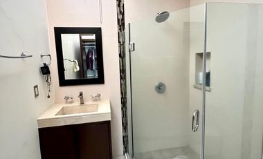 CASA EN VENTA BUGAMBILIAS ZAPOPAN