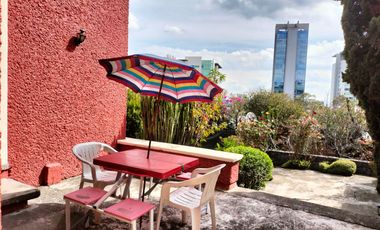 ¡Hermosa Casa en Exclusivo Fraccionamiento Cerca de La Ibero!