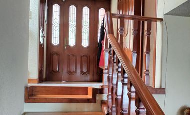 ¡Hermosa Casa en Exclusivo Fraccionamiento Cerca de La Ibero!