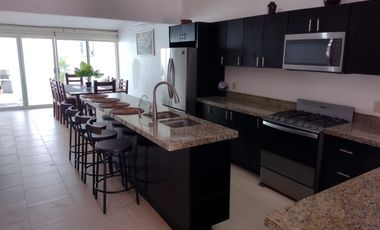 Casa en renta en Marina Vallarta, Yubarta