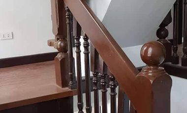 Luxurious 3-Storey Makati Townhouse for SALE | Prime Location