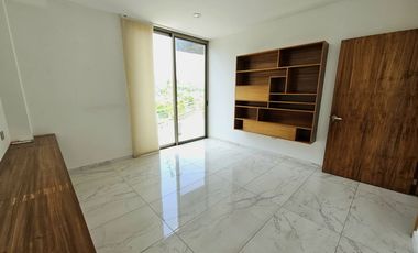 LAS CAÑADAS CASA EN VENTA FRENTE AL COLEGIO ALEMAN CON ALBERCA