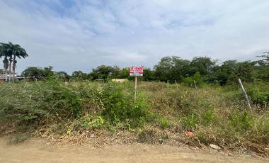 Terreno esquinero de venta en la zona norte de Portoviejo, sector el negrital