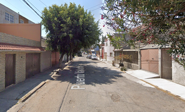 REMATE B. DE CASA EN JARDINES DE CASA NUEVA ECATEPEC DE MORELOS.