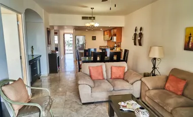 VENDEDOR MOTIVADO Condominio en venta Portofino, vista a la marina. Turn-key deal