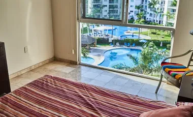 VENDEDOR MOTIVADO Condominio en venta Portofino, vista a la marina. Turn-key deal