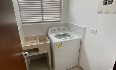 VALLE DEL LILI, PARQUEADERO PROPIO BODEGA Y DEPOSITO