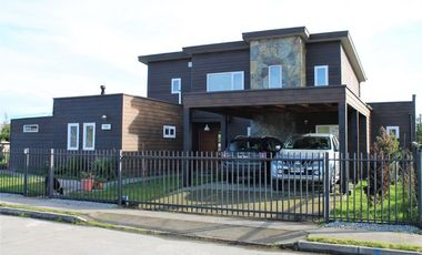 Venta Casa El Trigo, Loteo Centenario