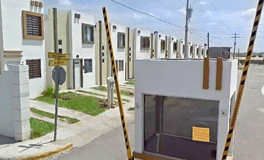 SF-  CASA EN VENTA EN VILLA FLORIDA