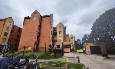 Venta de Apartamento en Conjunto Agrupación Vivienda Los Alcaparros Barrio El Cortijo Engativá Bogota