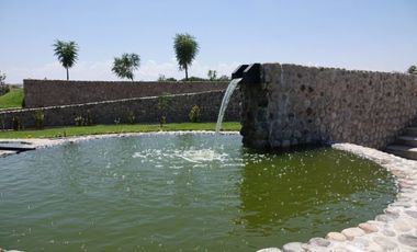 HERMOSO CONDOMINIO EN LA JOYA