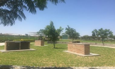 HERMOSO CONDOMINIO EN LA JOYA