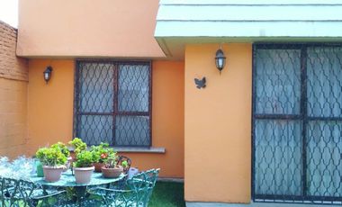 Casa en venta en Lomas de San Mateo, Naucalpan, con Jardín