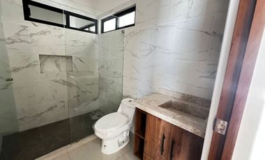 Venta de Casa Moderna  en Palmira, Cuernavaca