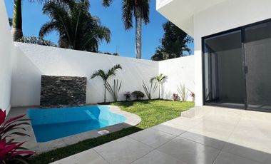 Venta de Casa Moderna  en Palmira, Cuernavaca